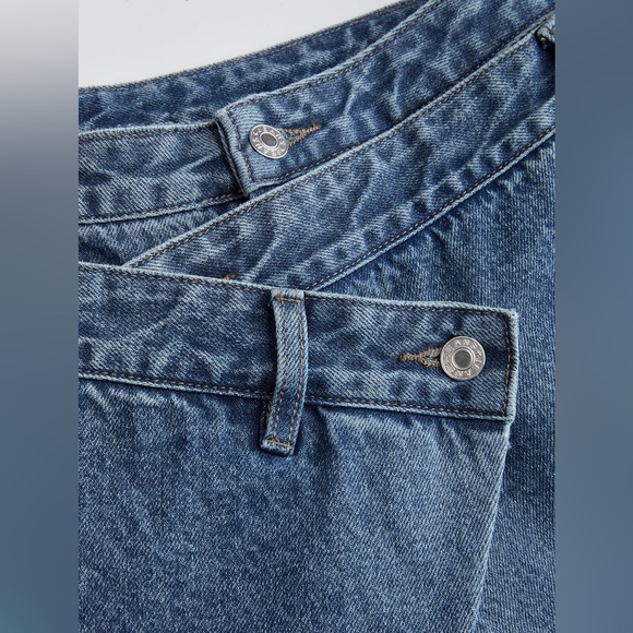 Commense Cross-Front Wide-Leg Jeans NWT - Picture 3 of 4